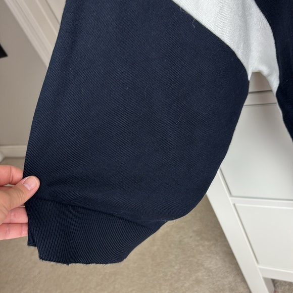 Magaschoni Navy and White Stripe Crewneck Sweater - L - Picture 9 of 9
